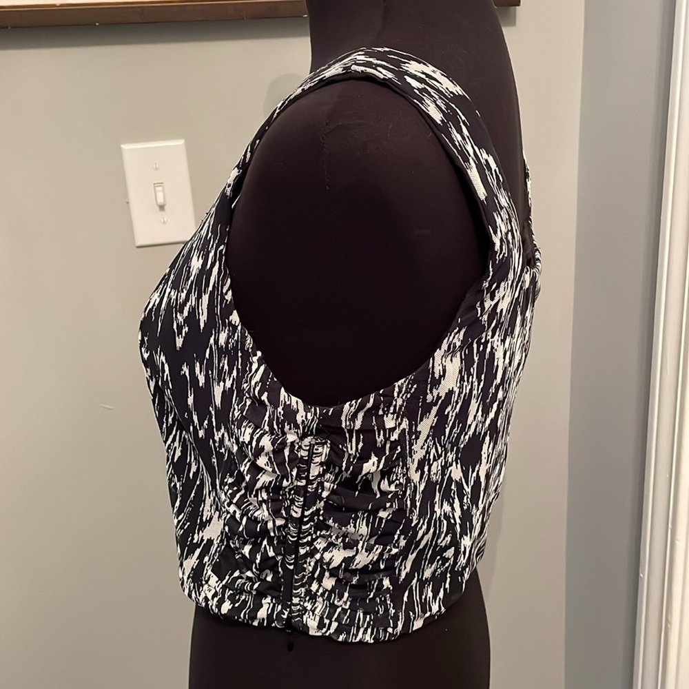 NWT HOUSE OF HARLOW 1960 BLACK & WHITE CROP TOP SIZE M - Picture 4 of 8